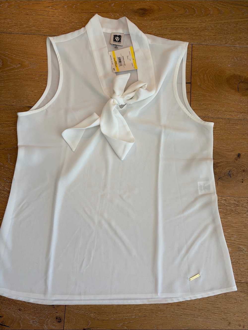 Anne Klein (M) White Sleeveless Flowy Tie-Neck dress tank NWT!!